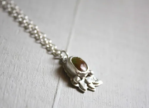 Pierre de mousse, bracelet nid du printemps en argent et turquoise