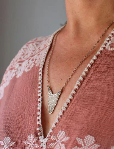 Plénitude, collier totem bison en argent