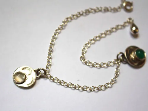 Pluie du printemps, bracelet renouveau en argent, pierre de lune et agate verte