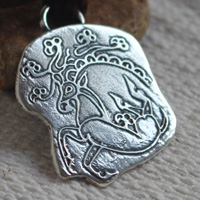 Princesse de l’Altaï, collier cerf des steppes en argent