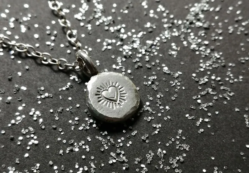 Promesse, collier cœur passionné en argent
