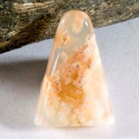 agate point plume graveyard B cabochon