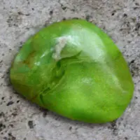 Cabochon gaspéite B