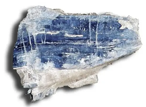 Lithothérapie et vertus des pierres en K comme la kyanite ou disthène