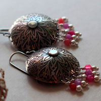 Pivoine, boucles d’oreilles fleur en argent et agate 