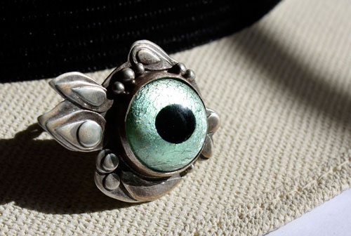 Poisson globe, bague poisson fugu en argent et verre