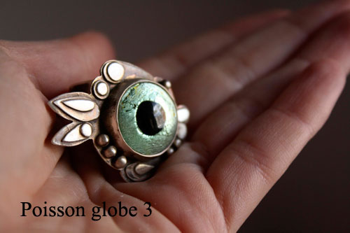 Poisson globe, bague poisson fugu en argent et verre
