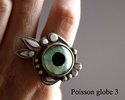 Poisson globe, bague poisson fugu en argent et verre