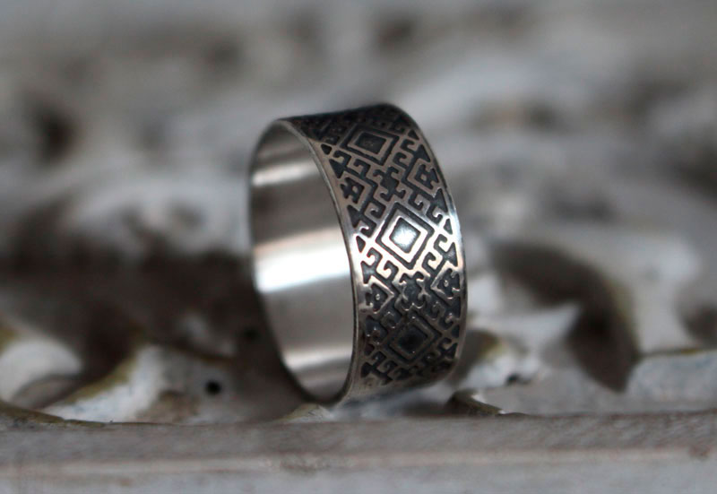 Porte de l’âme, bague slave en argent