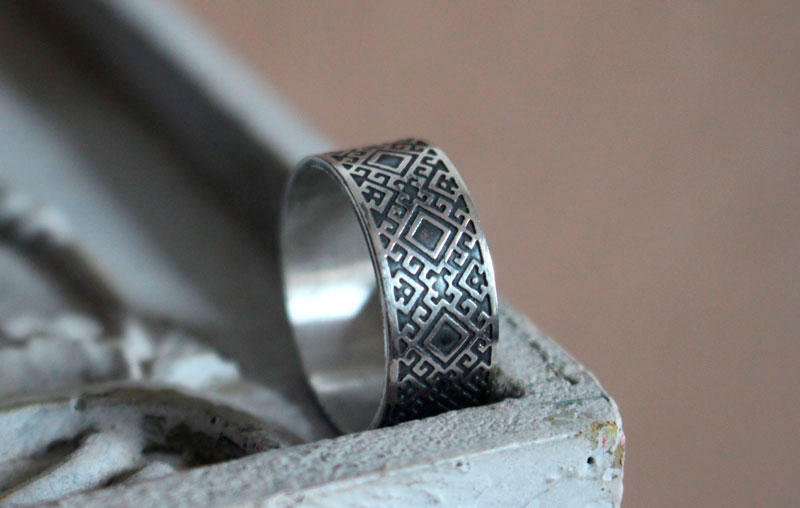 Porte de l’âme, bague slave en argent