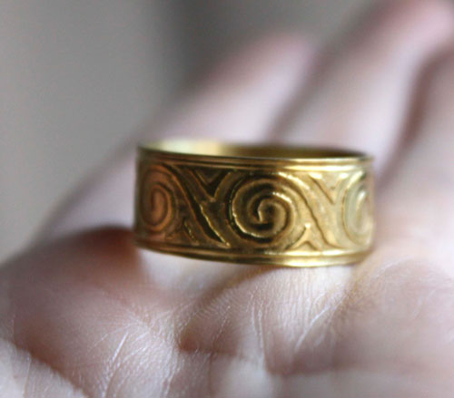 Poséidon, bague vagues grecques en laiton