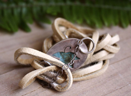 Poséidon, bracelet mer déchaînée en argent, cuir et chrysocolle