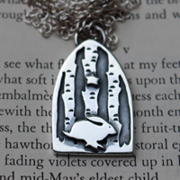Poursuis tes rêves, collier lièvre dans la forêt en argent