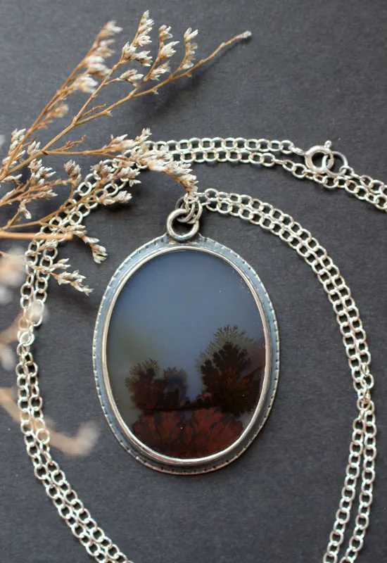 Quiétude, collier paysage d’hiver en argent et agate dendritique