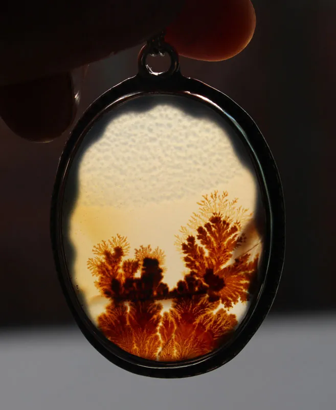 Quiétude, collier paysage d’hiver en argent et agate dendritique