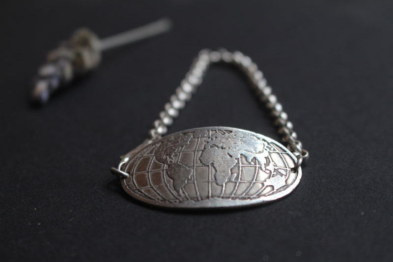Racines, bracelet planisphère en argent