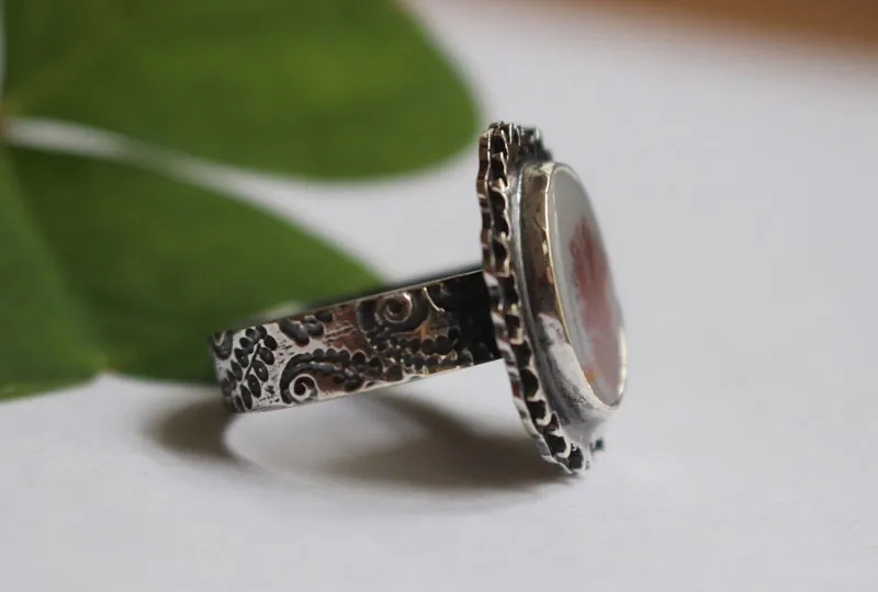Reflets d’automne, bague paysage de saison en argent et agate dendritique
