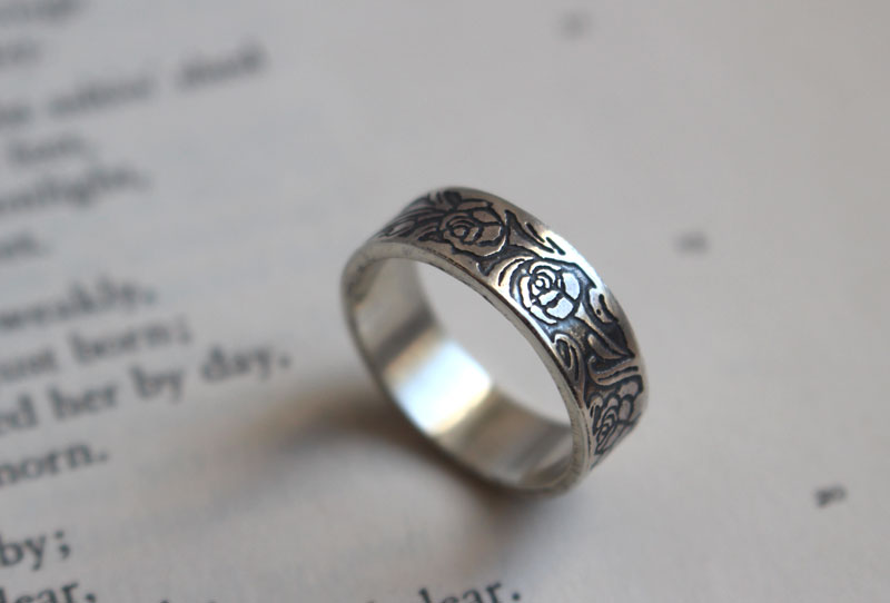 Rose, bague fleur romantique de rosier en argent