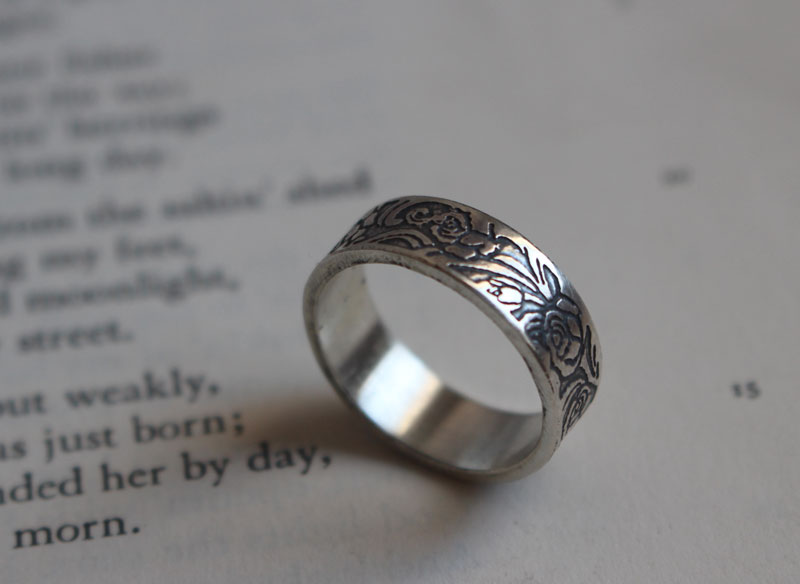 Rose, bague fleur romantique de rosier en argent