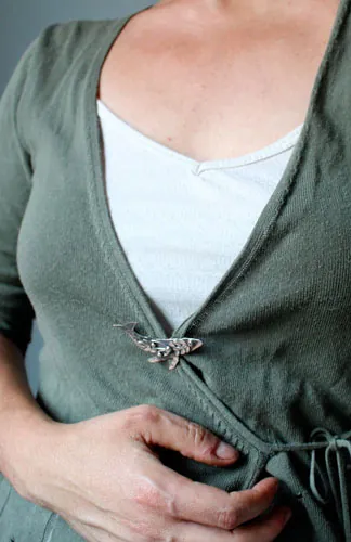 Sedna, broche baleine fantastique en argent