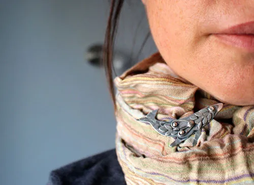 Sedna, broche baleine fantastique en argent