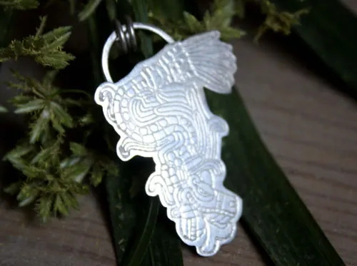 Serpent à plumes, pendentif Quetzalcoatl dieu aztèque en argent