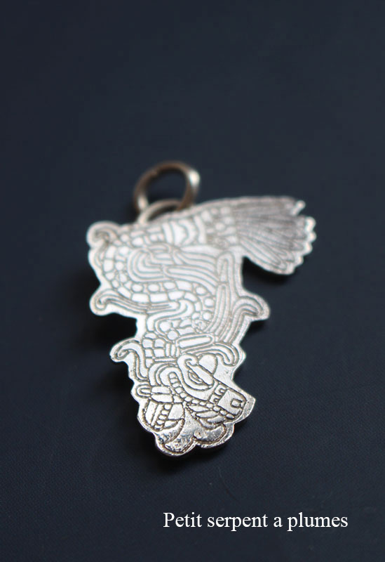 Serpent à plumes, pendentif Quetzalcoatl dieu aztèque en argent