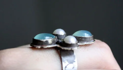 Sirocco, bague rose des vents Touareg en argent, calcédoine et perle de culture