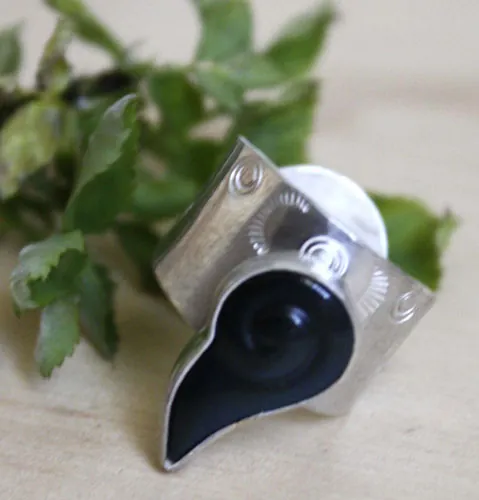 Snigill, bague escargot infini en argent et obsidienne arc-en-ciel