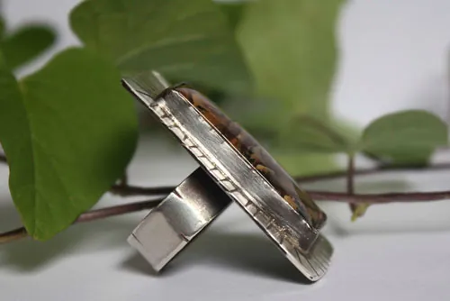 Sois courageux, bague encouragement en argent et jaspe Deschutes