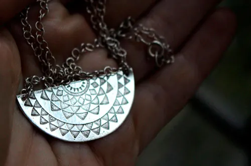 Soleil tribal, collier astre inca en argent