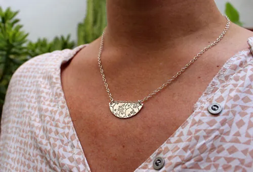 Sumiko, collier branches et fleurs de cerisier japonais en argent
