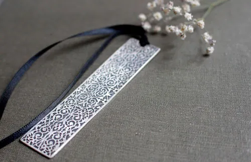 Symphonie, marque-page baroque en argent