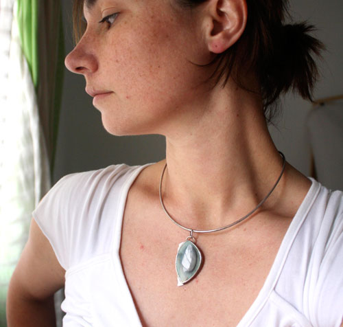 Sauvage, pendentif aventure en argent et jaspe impérial royal