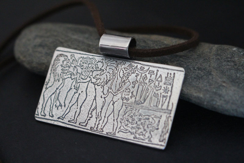 Sceau-cylindre du roi de Kisch, collier mésopotamien en argent