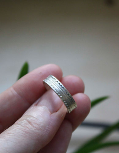 Sérénité, bague montagne et rivière en argent