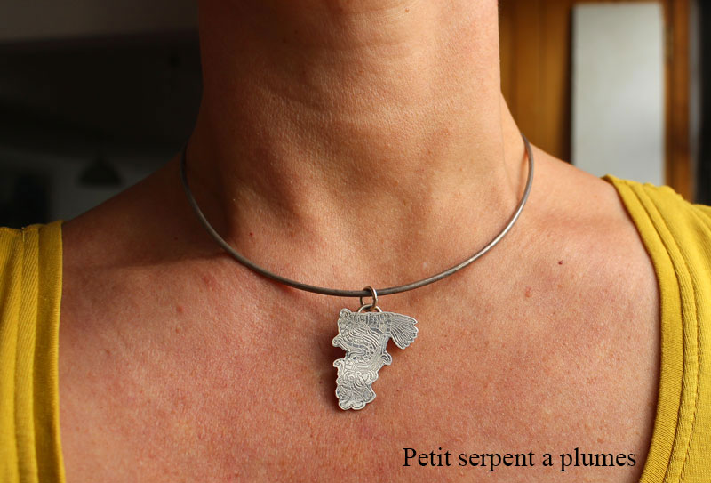 Serpent à plumes, pendentif Quetzalcoatl dieu aztèque en argent