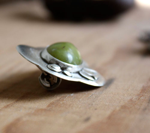 Sous le figuier, broche végétal en argent et aventurine