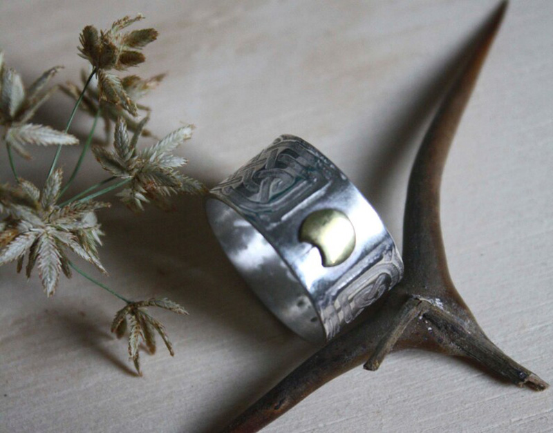 Stonehenge, bague lune et nœuds celtiques en argent et laiton