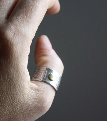 Stonehenge, bague lune et nœuds celtiques en argent et laiton