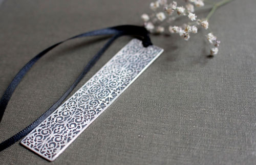 Symphonie, marque-page baroque en argent