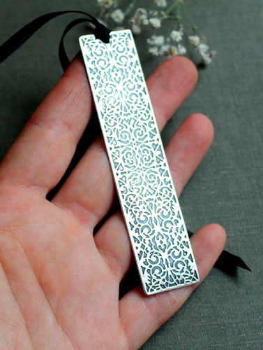 Symphonie, marque-page baroque en argent