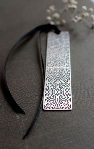 Symphonie, marque-page baroque en argent