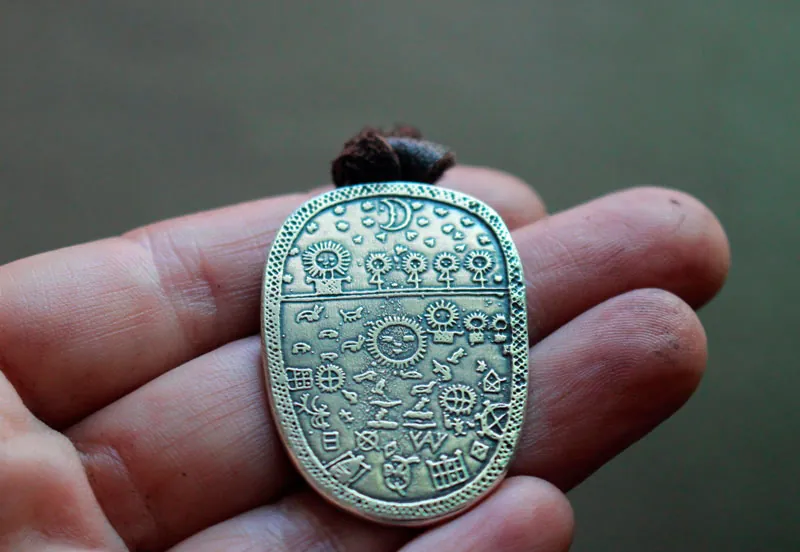 Tambour chamanique, collier Sami scandinave en argent