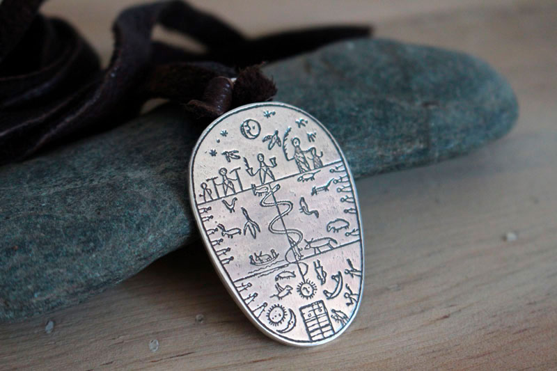 Tambour sami, collier instrument chamanique de Laponie en argent