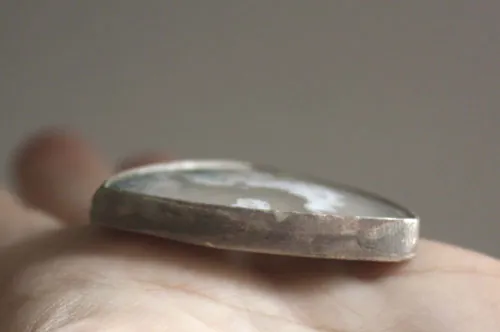 Terre de glace, pendentif paysage de banquise en argent et agate mousse