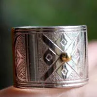 Touareg, bague tribal ethnique africaine en argent et laiton