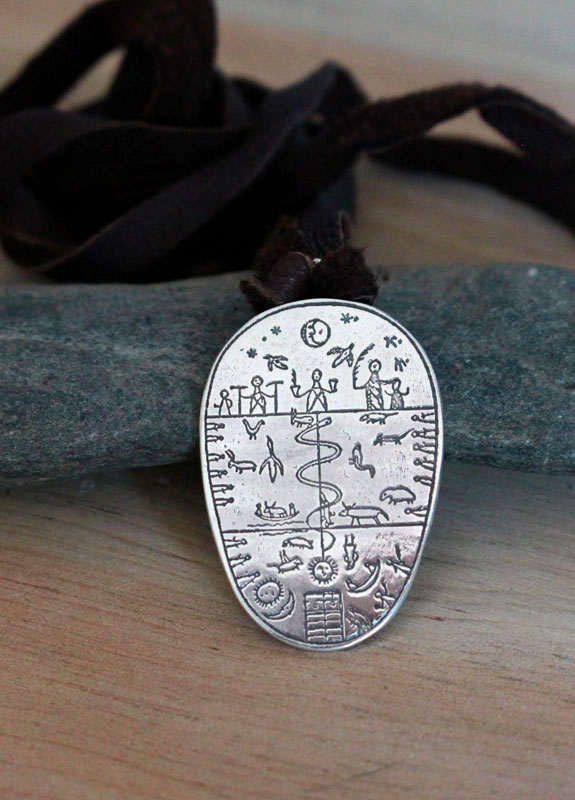 Tambour sami, collier instrument de cérémonie chamanique de laponie en argent