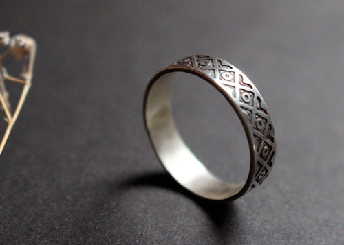 Tribal, bague carrés et cercles ethniques en argent 