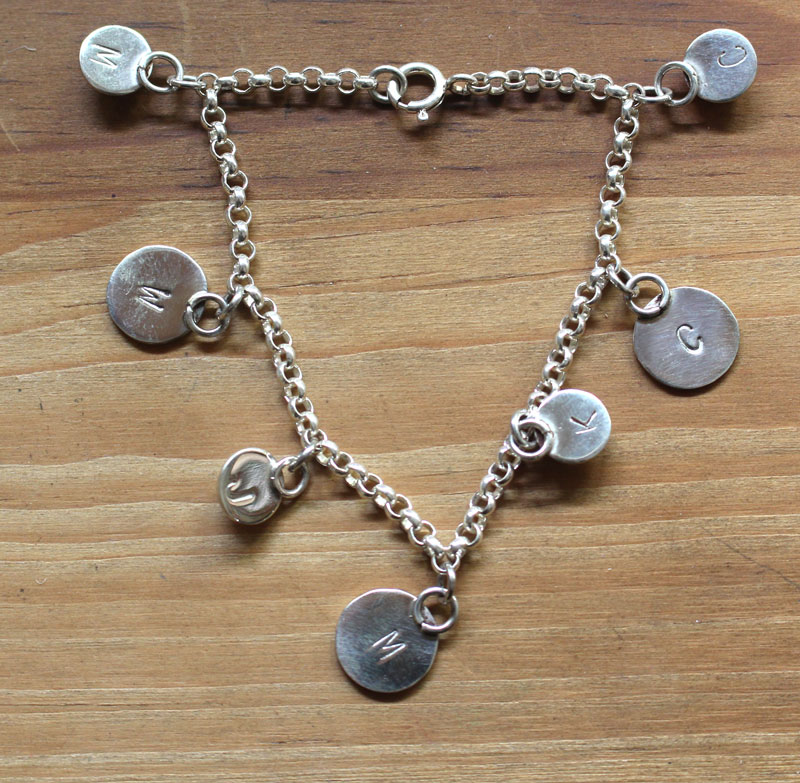 Tribu, bracelet famille en argent, améthyste, alexandrite, pierre de lune et onyx